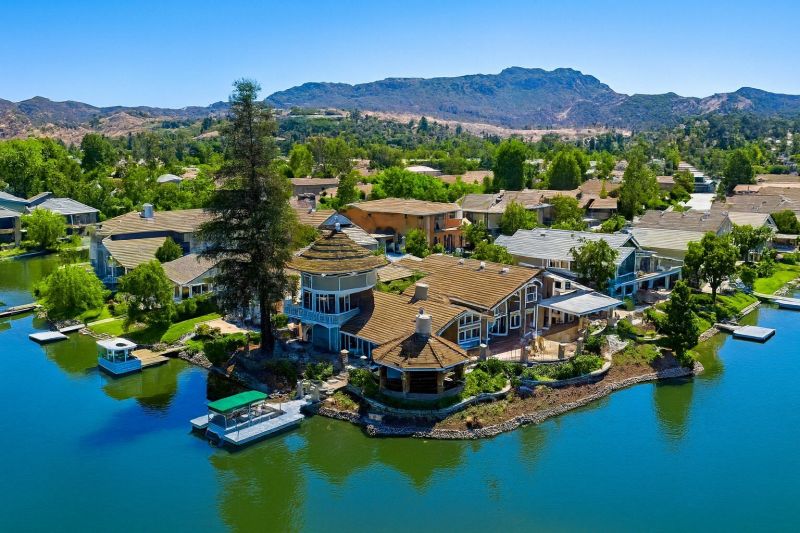 Best Bathtub Installation pros in Lake Villa, IL